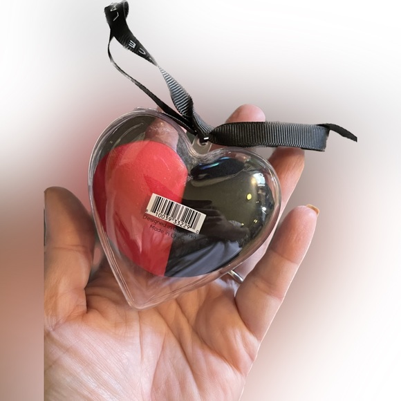 Laruce Beauty Duo Sponge Set with Heart Case - Picture 3 of 3